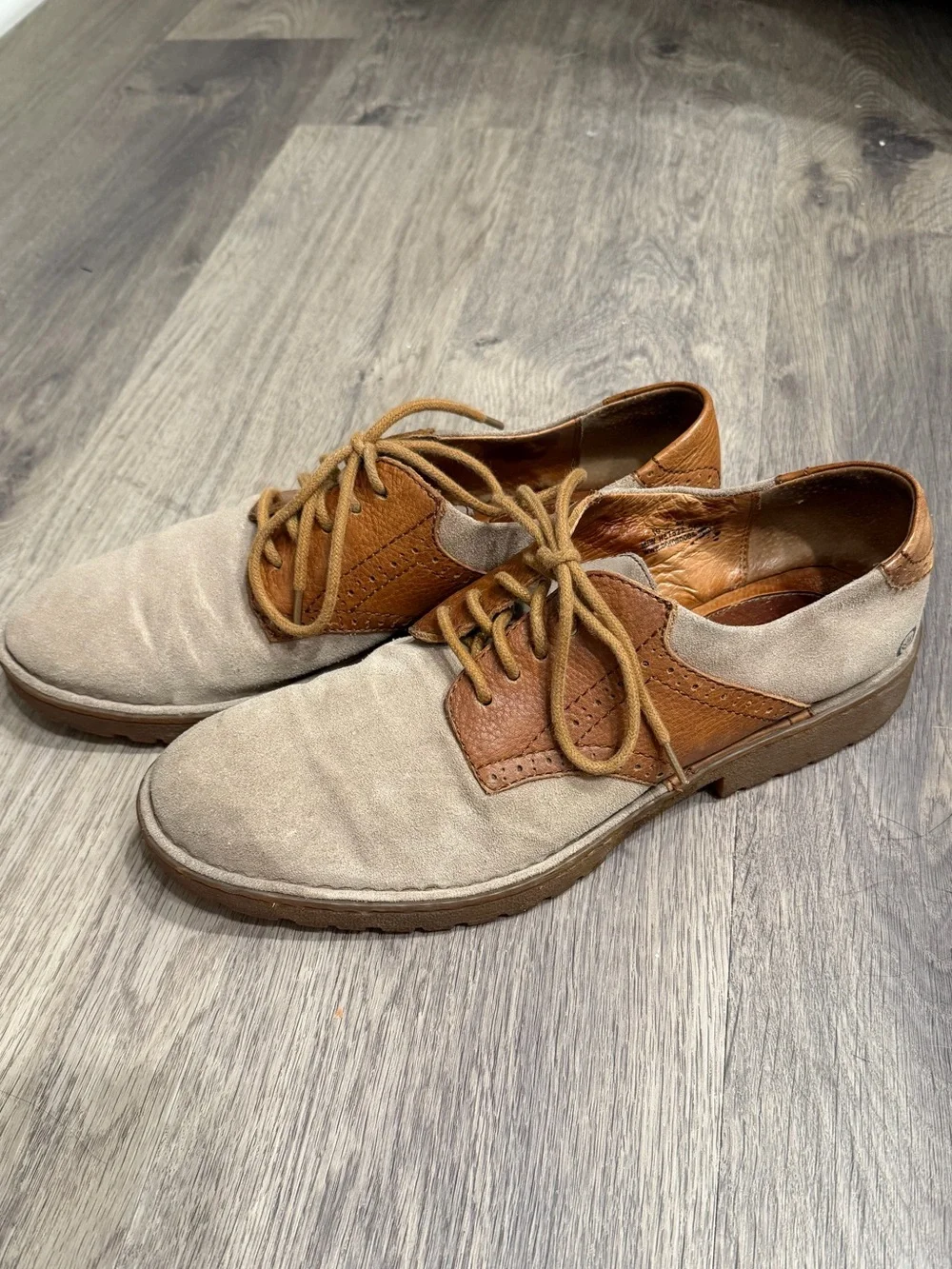 Born Men’s 10 EU 44 Tan Suede Leather Oxford Derby Lace Up Shoes Brown